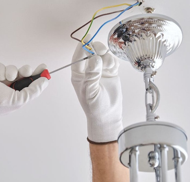 Lámpa, konnektor szerelés